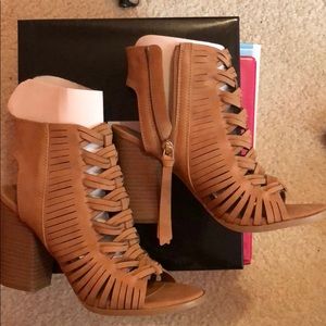 Camel sandel heels